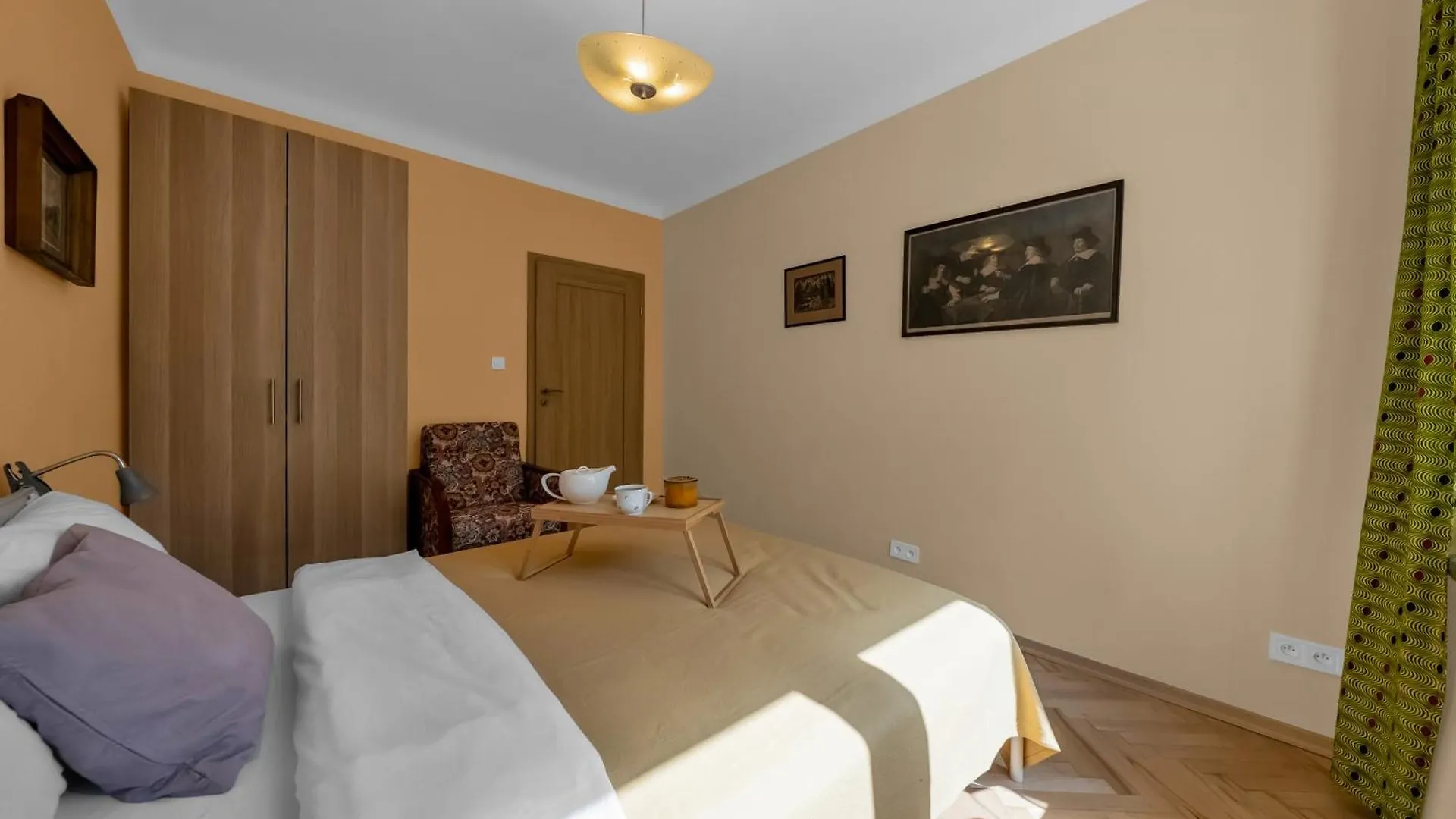 70M2 Warsaw Wola Apartment - Top Location, 2 Bedrooms, 1St Floor - By Rentujemy Poland
