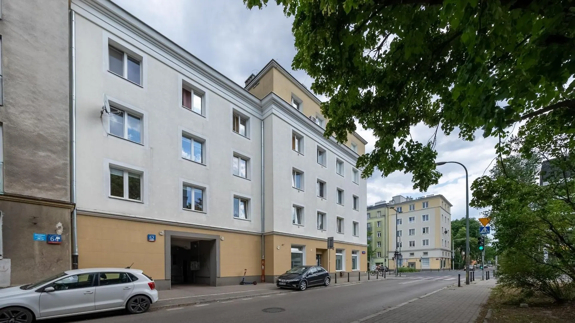 70M2 Warsaw Wola Apartment - Top Location, 2 Bedrooms, 1St Floor - By Rentujemy Poland